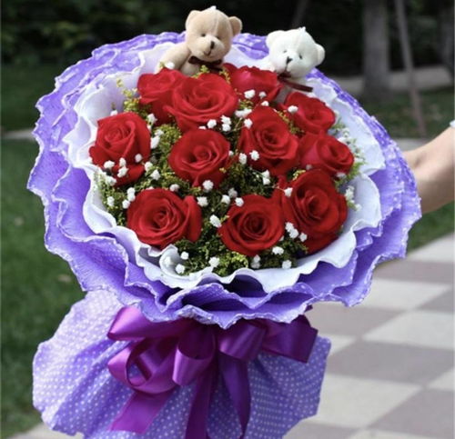  男生送女生11朵玫瑰代表什么意思 男生送女生11朵玫瑰花是什么意思